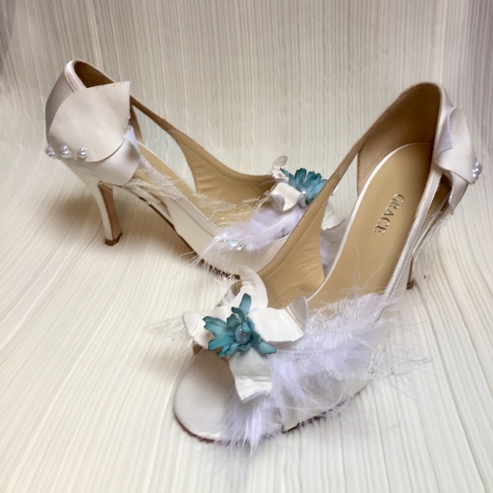 NEW Hand Embellished Floral Satin Formal Heels